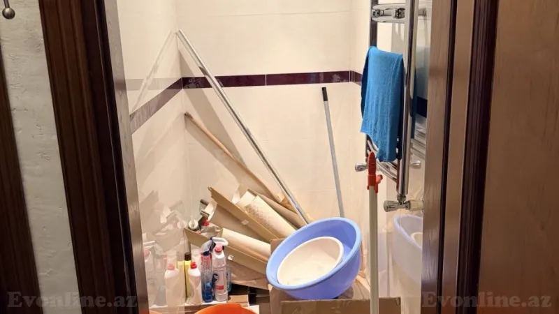 Kirayə verilir 4 otaqlı Mənzil Yeni tikili 200 m² Yasamal - şəkil 15