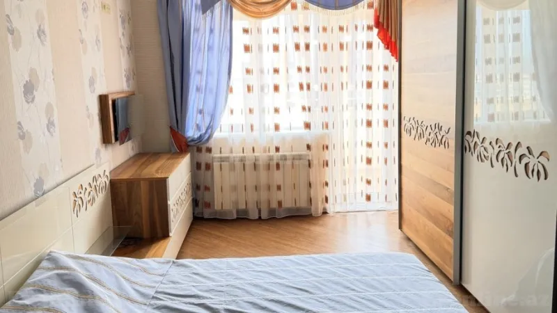 Kirayə verilir 4 otaqlı Mənzil Yeni tikili 200 m² Yasamal - şəkil 27