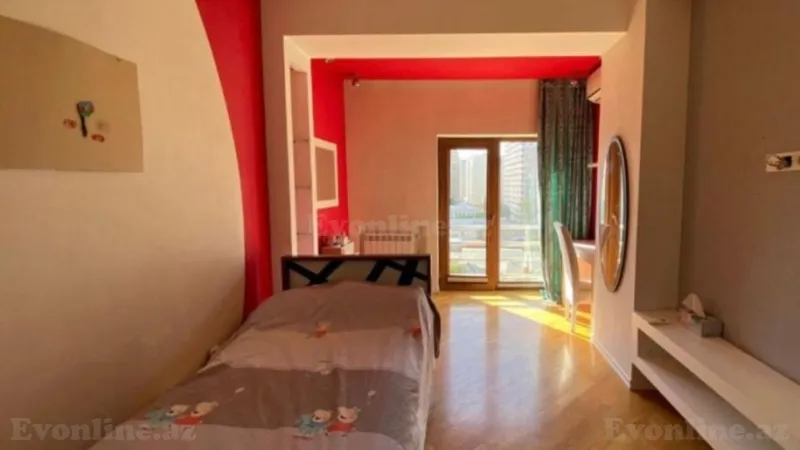 Satılır 4 otaqlı Mənzil Yeni tikili 135 m² 28 May m. - şəkil 6