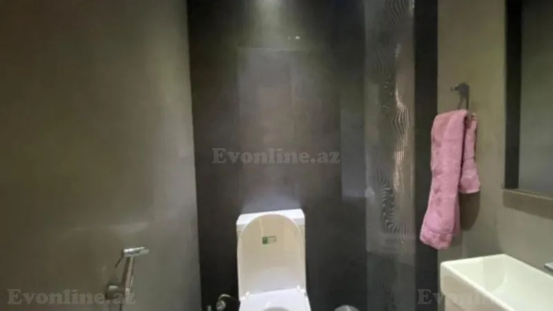 Satılır 4 otaqlı Mənzil Yeni tikili 135 m² 28 May m. - şəkil 12