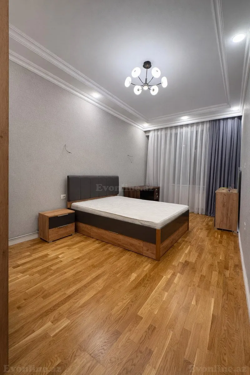 Satılır 2 otaqlı Mənzil Yeni tikili 56 m² 8 Noyabr m. - şəkil 4