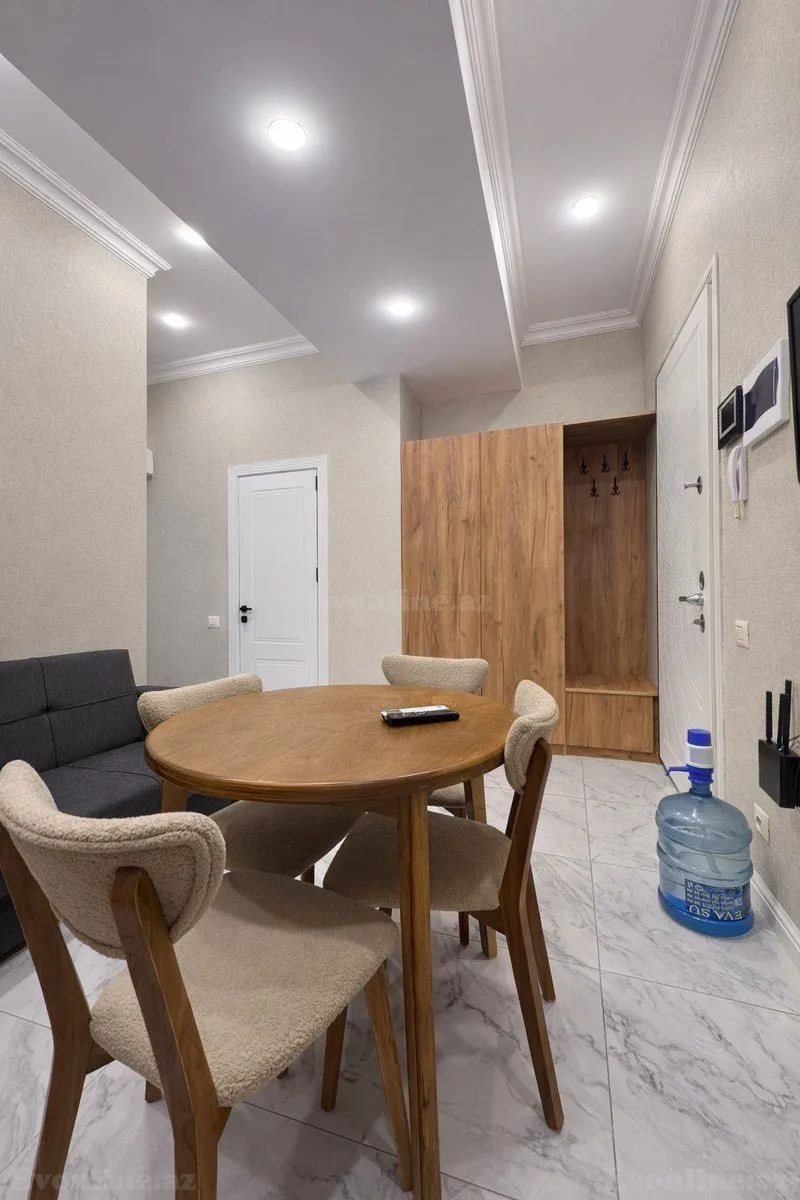 Satılır 2 otaqlı Mənzil Yeni tikili 56 m² 8 Noyabr m. - şəkil 9