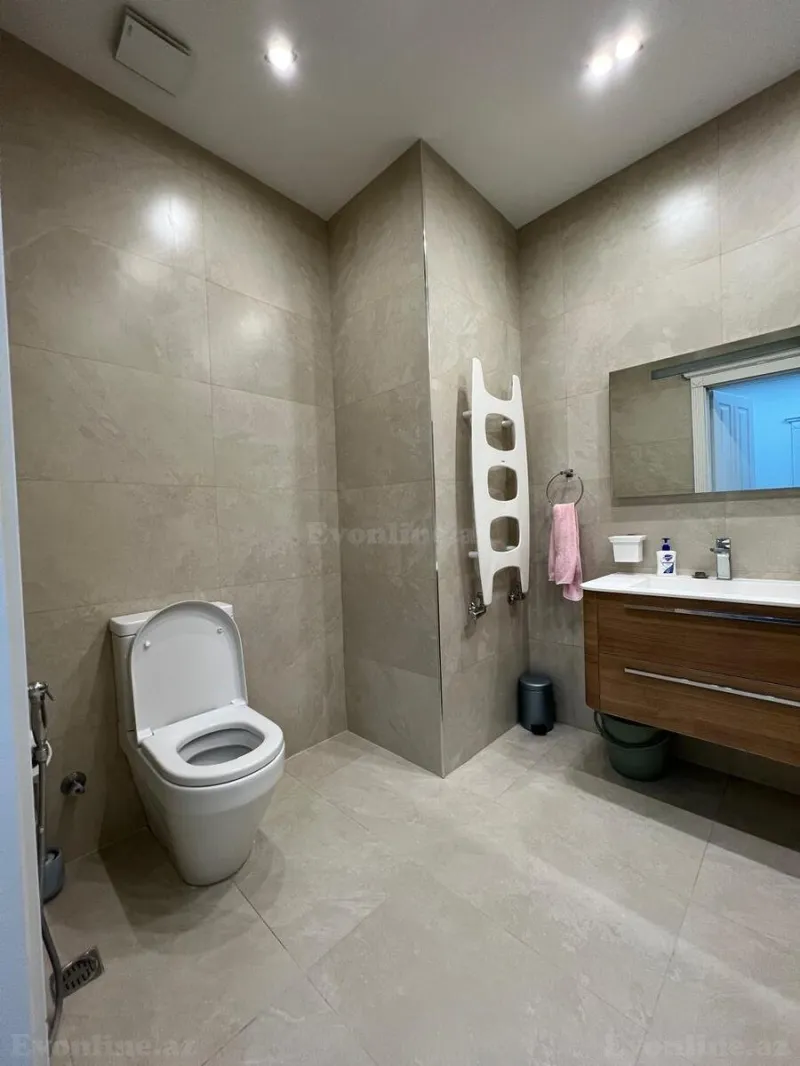 Satılır 3 otaqlı Mənzil Yeni tikili 110 m² Qara Qarayev m. - şəkil 25