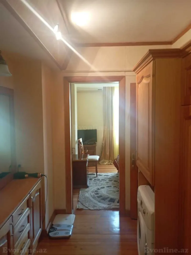 Satılır 3 otaqlı Mənzil Köhnə tikili 75 m² Sahil m. - şəkil 10