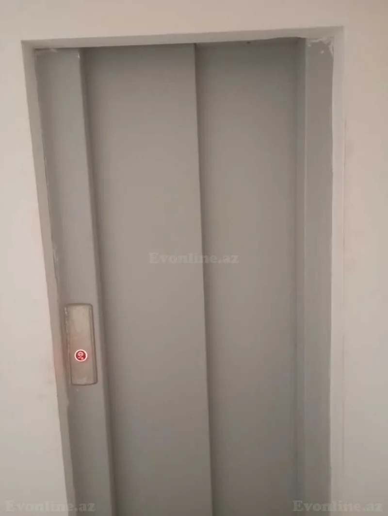 Satılır 3 otaqlı Mənzil Köhnə tikili 75 m² Sahil m. - şəkil 23