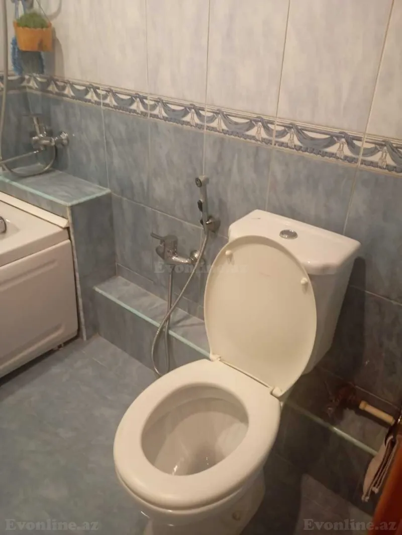 Satılır 3 otaqlı Mənzil Köhnə tikili 75 m² Sahil m. - şəkil 25