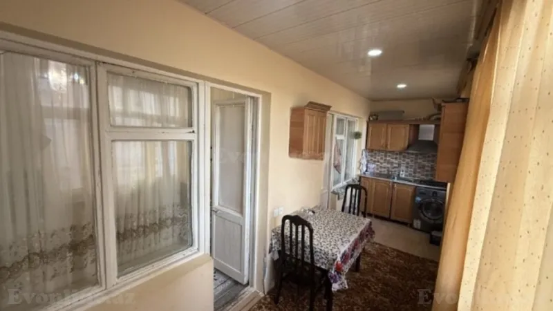 Satılır 2 otaqlı Mənzil Köhnə tikili 45 m² 8-ci mikrorayon - şəkil 6