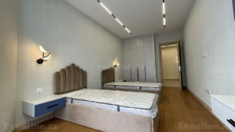 Satılır 3 otaqlı Mənzil Yeni tikili 132.2 m² 28 May m. - şəkil 4
