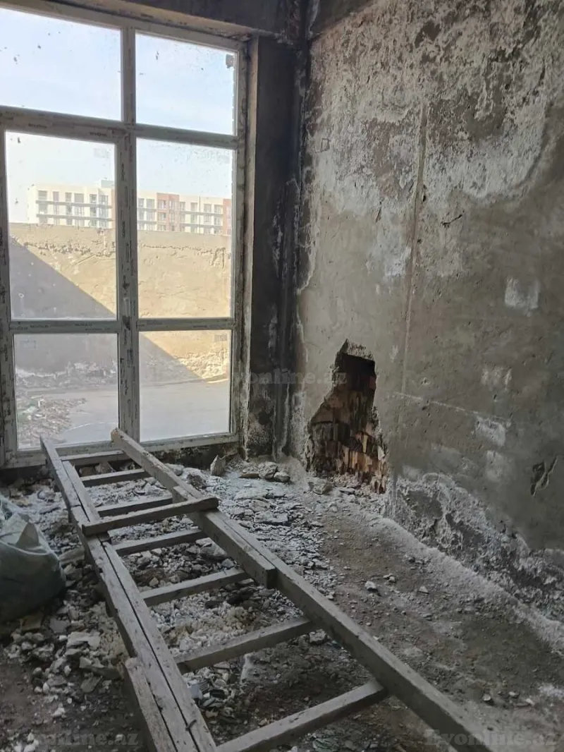 Satılır 5 otaqlı Mənzil Yeni tikili 260 m² Nəsimi r. - şəkil 13