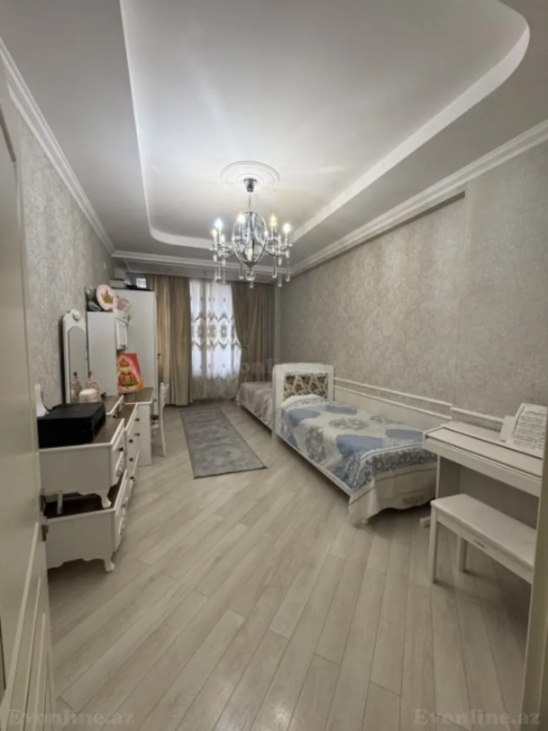 Satılır 3 otaqlı Mənzil Yeni tikili 125 m² 8 Noyabr m. - şəkil 4