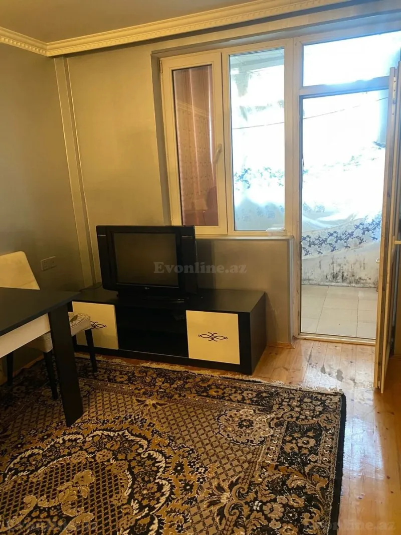 Kirayə verilir 2 otaqlı Mənzil Yeni tikili 70 m² İnşaatçılar m. - şəkil 2