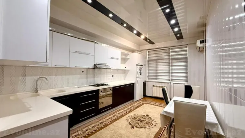 Kirayə verilir 3 otaqlı Mənzil Yeni tikili 145 m² Nəsimi r.