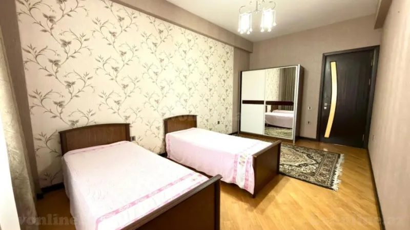 Kirayə verilir 3 otaqlı Mənzil Yeni tikili 145 m² Nəsimi r. - şəkil 5