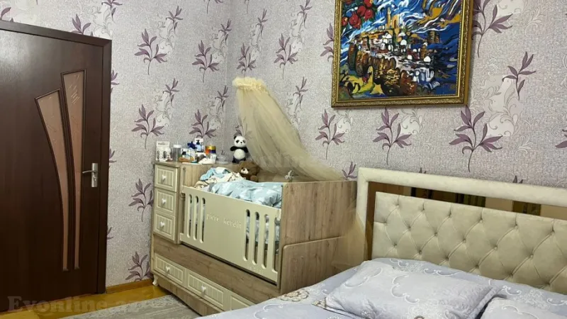 Satılır 2 otaqlı Mənzil Köhnə tikili 58 m² Qaraçuxur