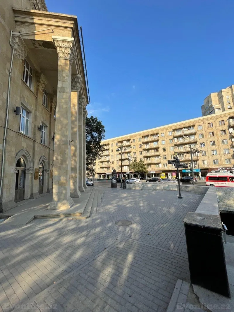 Satılır 2 otaqlı Mənzil Yeni tikili 110 m² Elmlər Akademiyası m. - şəkil 2