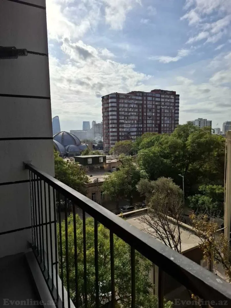 Satılır 2 otaqlı Mənzil Yeni tikili 65 m² Nərimanov r. - şəkil 13