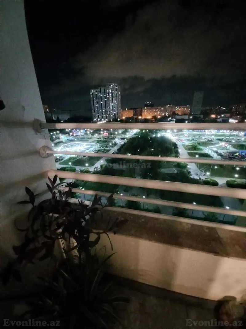 Satılır 4 otaqlı Mənzil Yeni tikili 110 m² İnşaatçılar m.