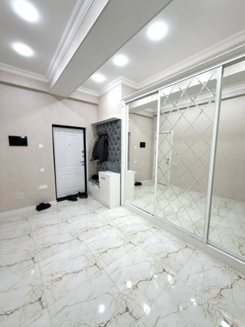 Satılır 2 otaqlı Mənzil Yeni tikili 80 m² 4-cü mikrorayon - şəkil 10