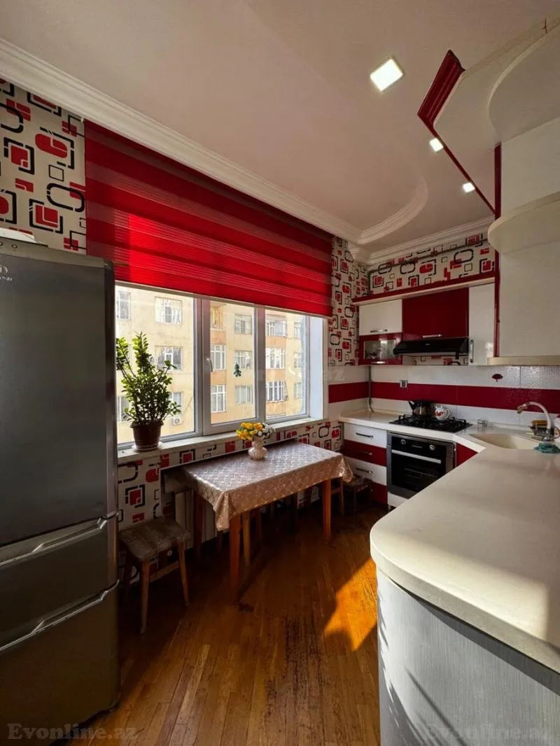 Kirayə verilir 3 otaqlı Mənzil Yeni tikili 70 m² İnşaatçılar m. - şəkil 8