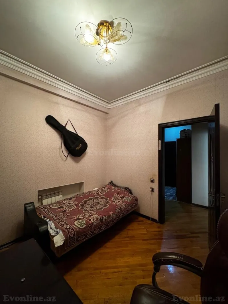 Kirayə verilir 3 otaqlı Mənzil Yeni tikili 70 m² İnşaatçılar m. - şəkil 10