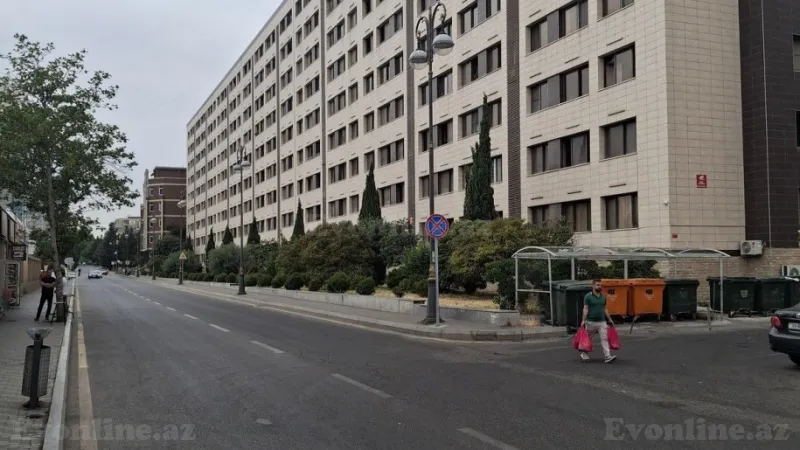 Satılır 2 otaqlı Mənzil Köhnə tikili 65 m² Binəqədi r.