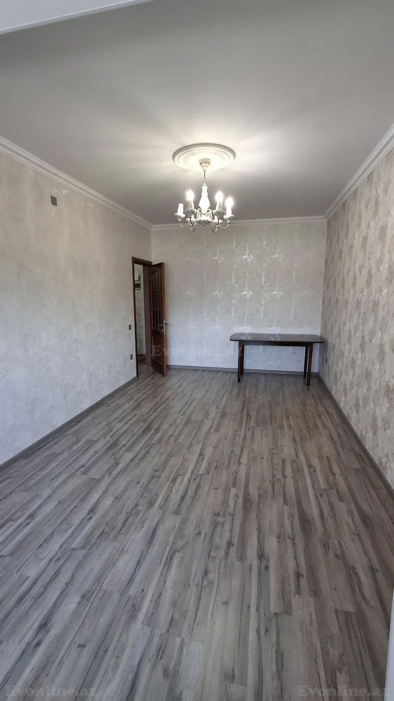 Satılır 2 otaqlı Mənzil Köhnə tikili 65 m² Binəqədi r. - şəkil 9