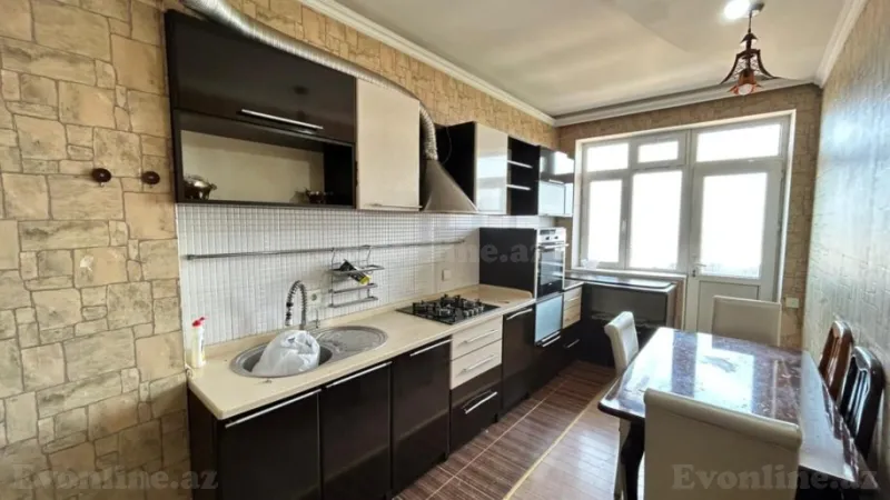 Satılır 2 otaqlı Mənzil Yeni tikili 90 m² Xalqlar Dostluğu m. - şəkil 3