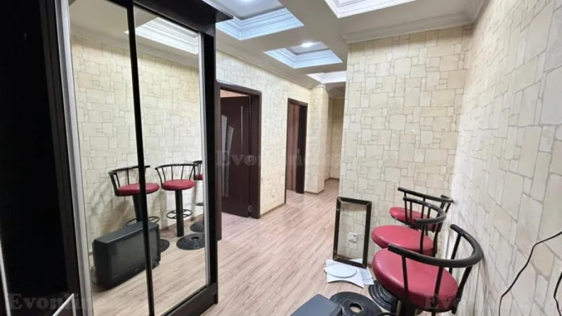 Satılır 2 otaqlı Mənzil Yeni tikili 90 m² Xalqlar Dostluğu m. - şəkil 10