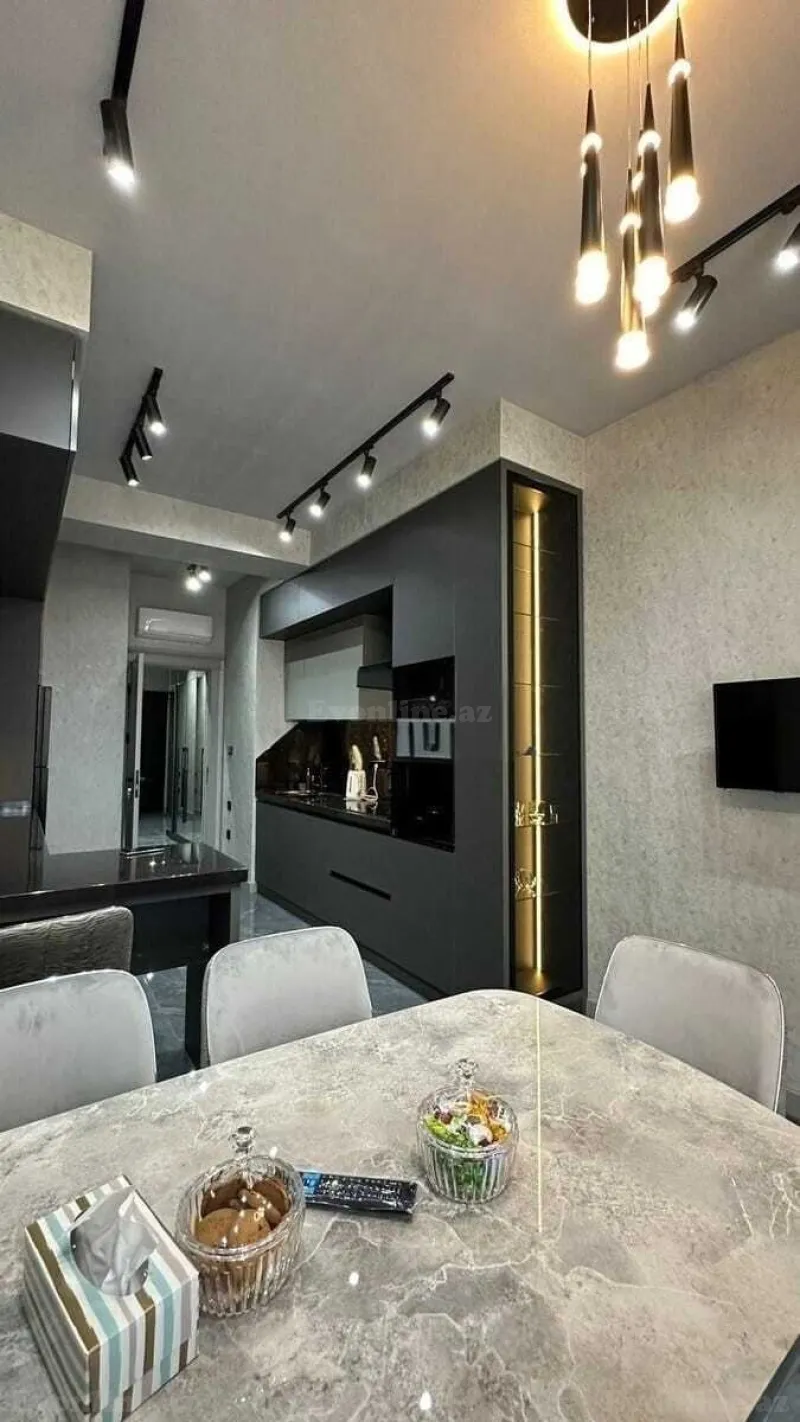 Kirayə verilir 3 otaqlı Mənzil Yeni tikili 160 m² Xətai r. - şəkil 10