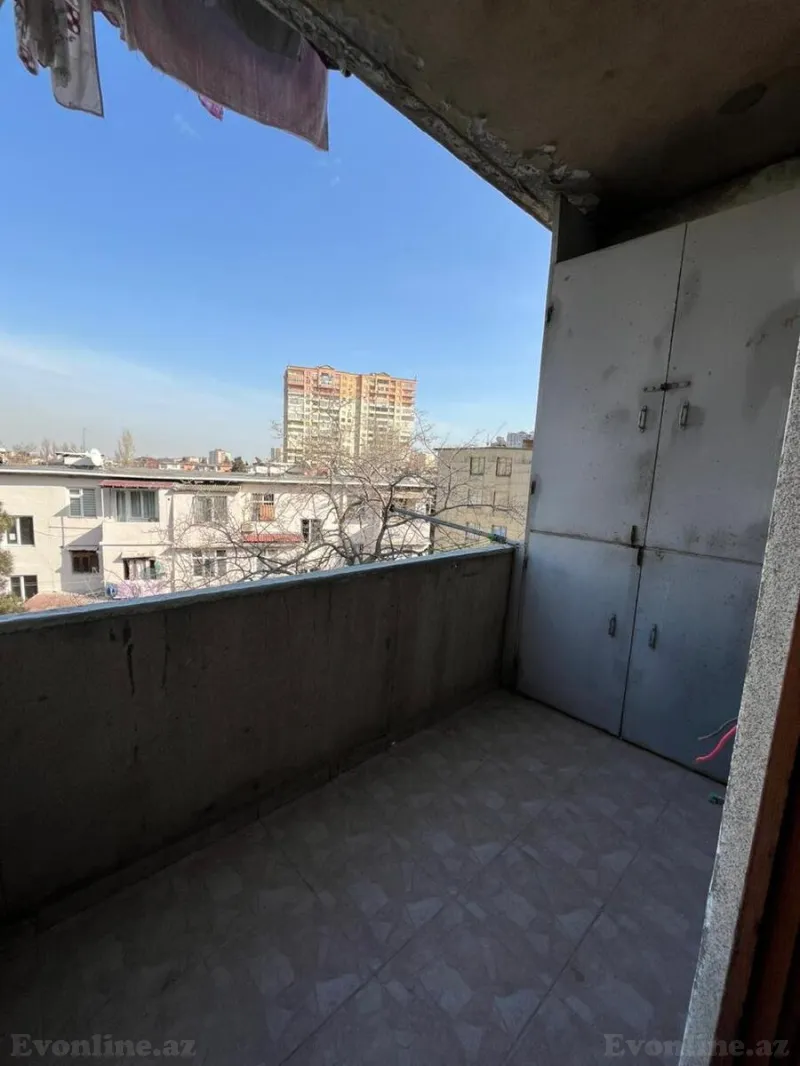 Satılır 2 otaqlı Mənzil Köhnə tikili 55 m² 4-cü mikrorayon - şəkil 5