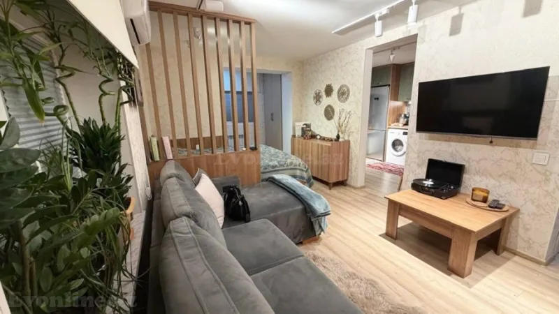 Satılır 1 otaqlı Mənzil Köhnə tikili 40 m² Elmlər Akademiyası m. - şəkil 2