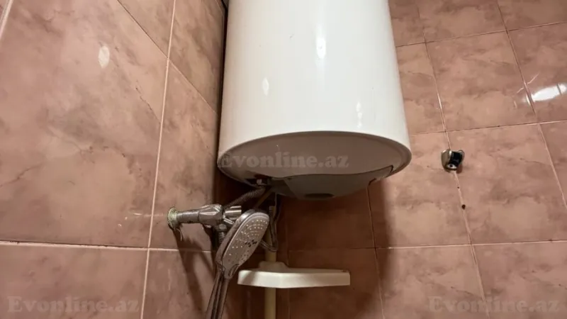 Kirayə verilir 2 otaqlı Mənzil Köhnə tikili 30 m² Bayıl - şəkil 8