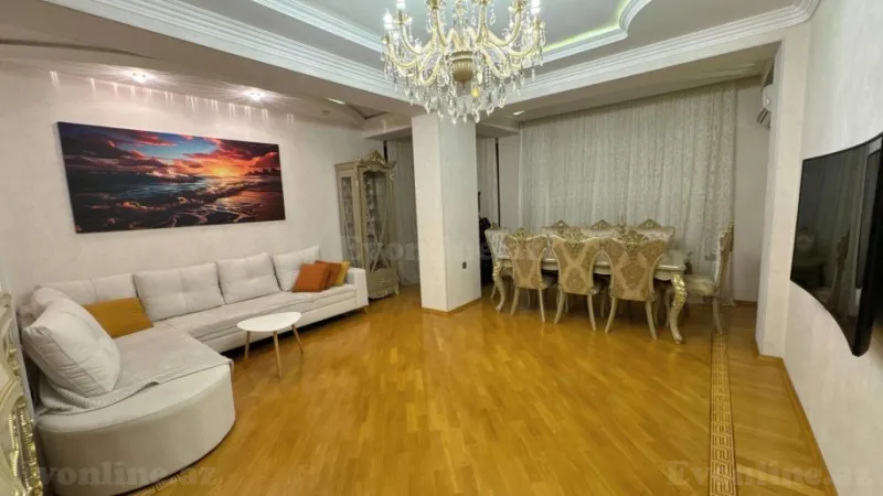 Bakı, Binəqədi r., Nəsimi m., 6-cı mikrorayonda 4 otaqlı mənzil satılır