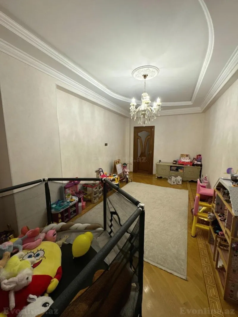 Satılır 4 otaqlı Mənzil Köhnə tikili 170 m² 6-cı mikrorayon - şəkil 11