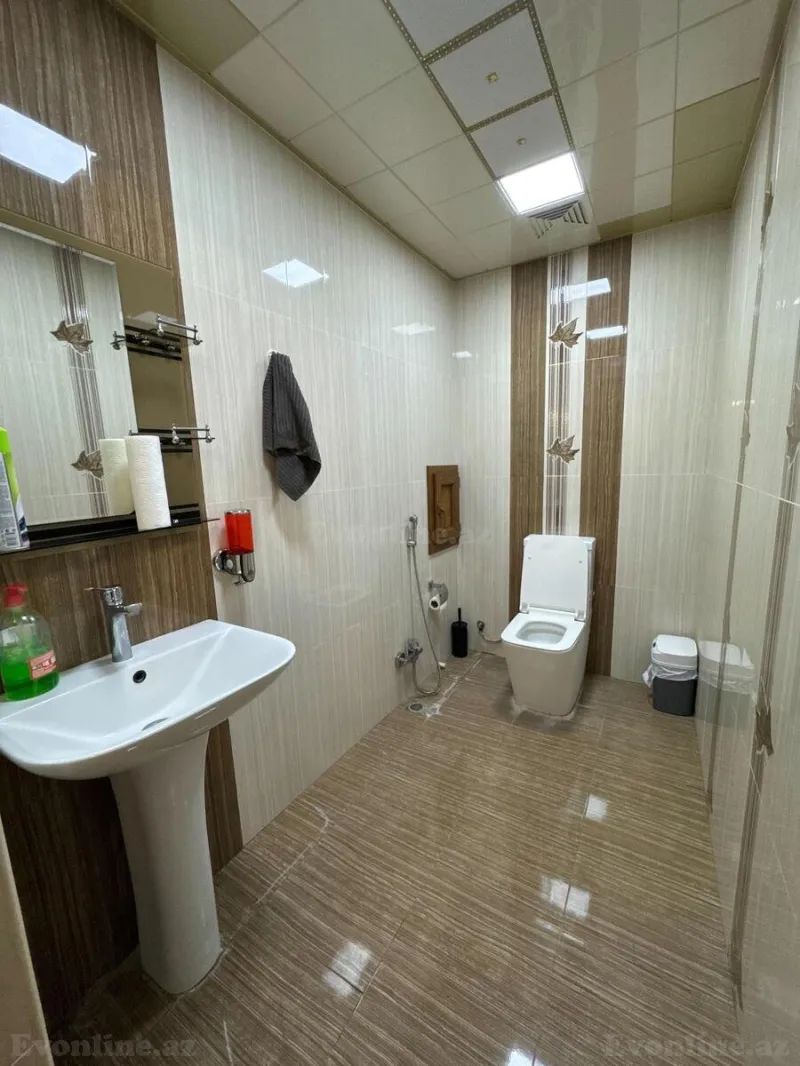 Satılır 4 otaqlı Mənzil Köhnə tikili 170 m² 6-cı mikrorayon - şəkil 19