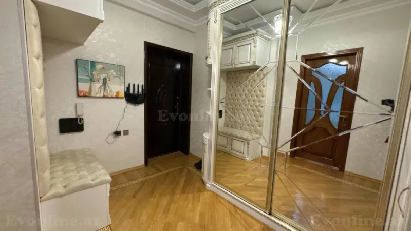 Satılır 4 otaqlı Mənzil Köhnə tikili 170 m² 6-cı mikrorayon - şəkil 23