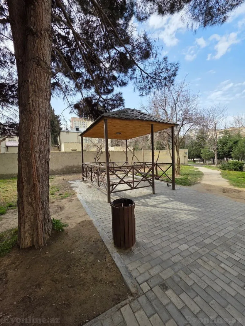 Satılır 3 otaqlı Mənzil Köhnə tikili 80 m² Əhmədli m. - şəkil 2