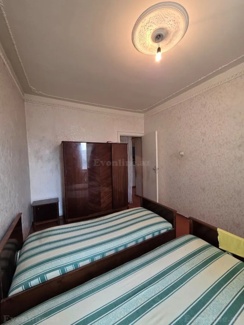 Satılır 3 otaqlı Mənzil Köhnə tikili 80 m² Əhmədli m. - şəkil 10