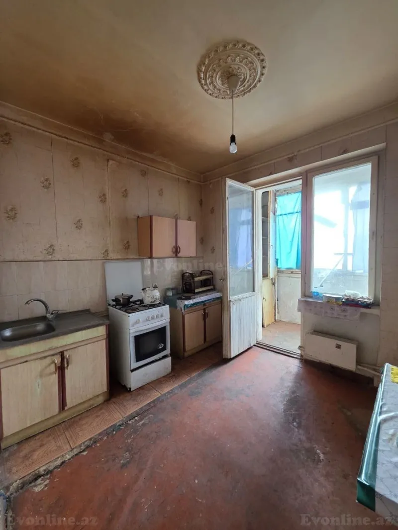 Satılır 3 otaqlı Mənzil Köhnə tikili 80 m² Əhmədli m. - şəkil 17