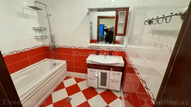 Kirayə verilir 3 otaqlı Mənzil Yeni tikili 94 m² Xətai r. - şəkil 8