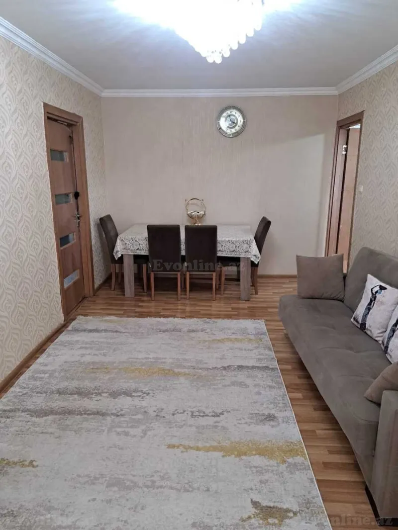 Satılır 2 otaqlı Mənzil Köhnə tikili 55 m² Neftçilər m.