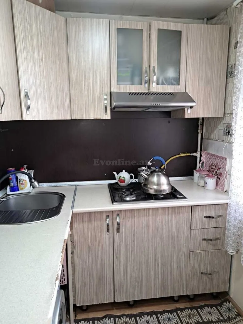 Satılır 2 otaqlı Mənzil Köhnə tikili 55 m² Neftçilər m. - şəkil 7