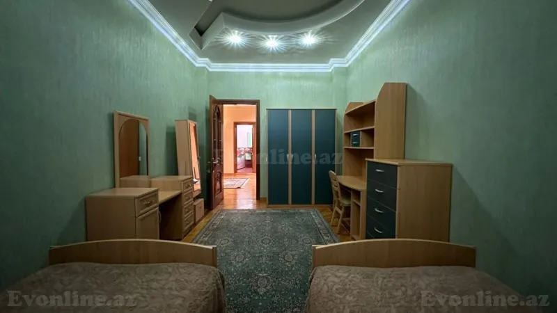 Kirayə verilir 3 otaqlı Mənzil Yeni tikili 141 m² Nərimanov r. - şəkil 8