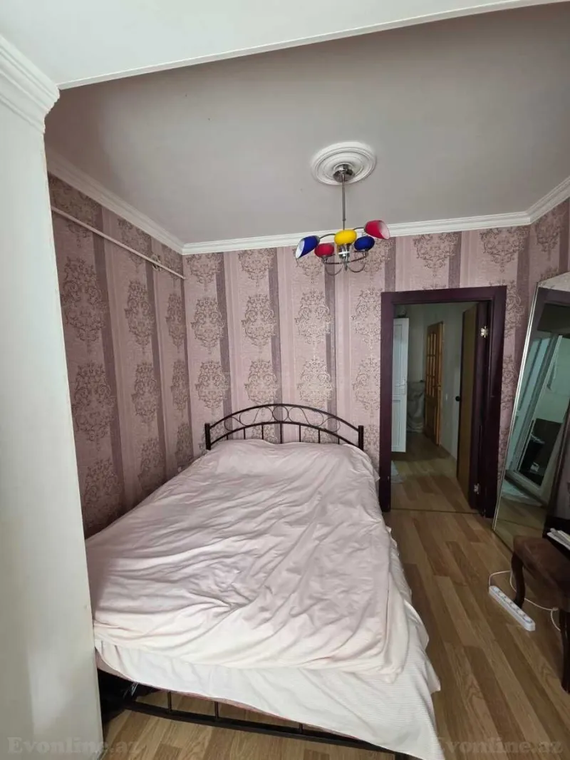 Satılır 2 otaqlı Mənzil Köhnə tikili 45 m² Əhmədli m. - şəkil 7