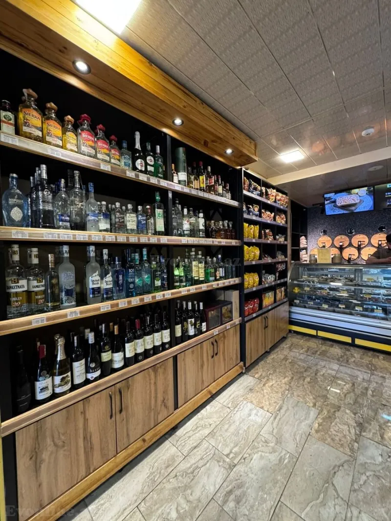 Kirayə verilir Obyekt 70 m² Nizami m.