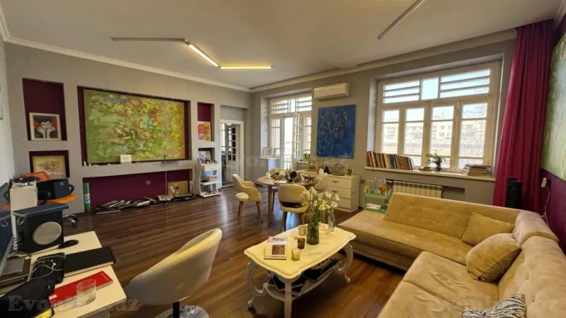 Satılır 3 otaqlı Mənzil Köhnə tikili 90 m² İçərişəhər m. - şəkil 2