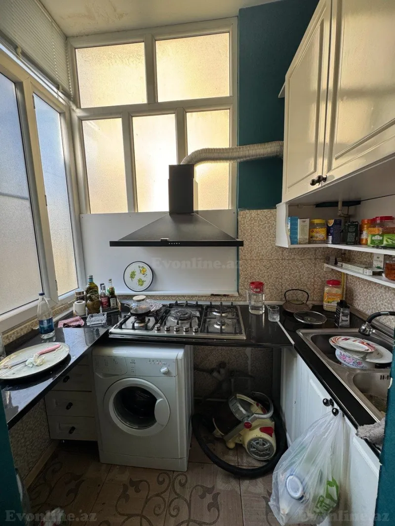 Satılır 3 otaqlı Mənzil Köhnə tikili 90 m² İçərişəhər m. - şəkil 13