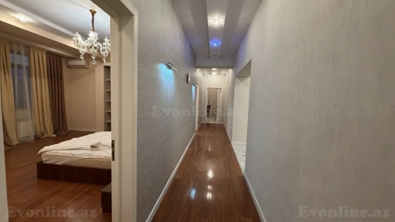 Satılır 4 otaqlı Mənzil Yeni tikili 184 m² 28 May m. - şəkil 5