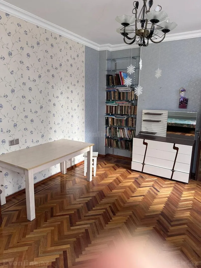 Kirayə verilir 3 otaqlı Mənzil Köhnə tikili 88 m² Nəsimi r. - şəkil 9