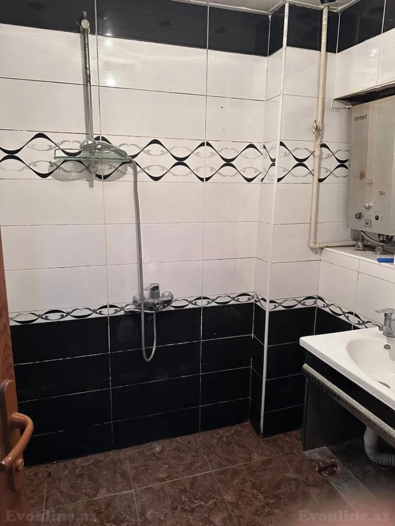 Kirayə verilir 3 otaqlı Mənzil Köhnə tikili 88 m² Nəsimi r. - şəkil 13